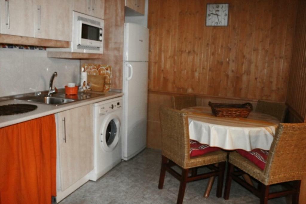 Casa Rural Los 2 Yugos Navaluenga Zewnętrze zdjęcie