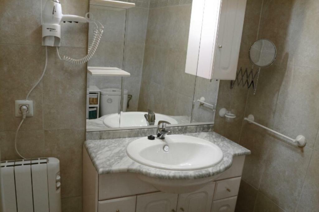 Casa Rural Los 2 Yugos Navaluenga Zewnętrze zdjęcie